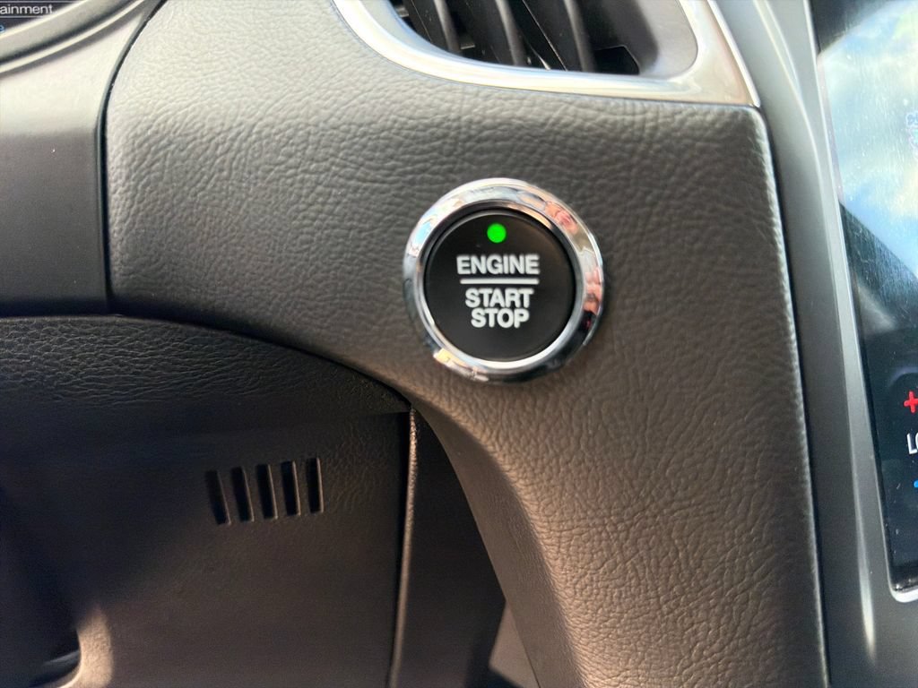 2024 Ford Edge Titanium - Photo 31