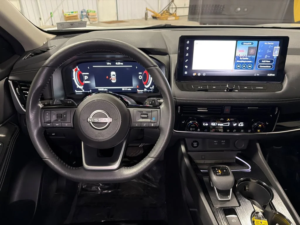 2024 Nissan Rogue SL - Photo 14