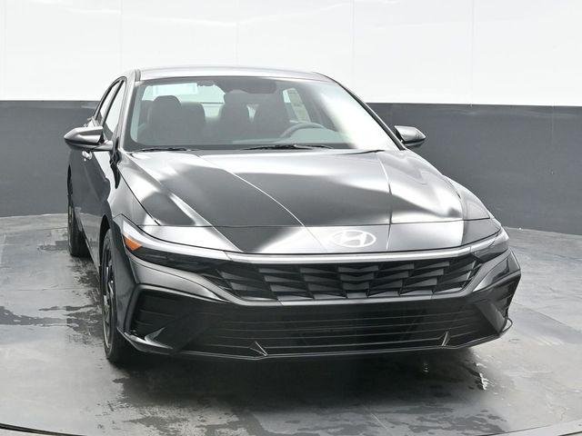 New 2026 Black Hyundai SEL Sport image 6