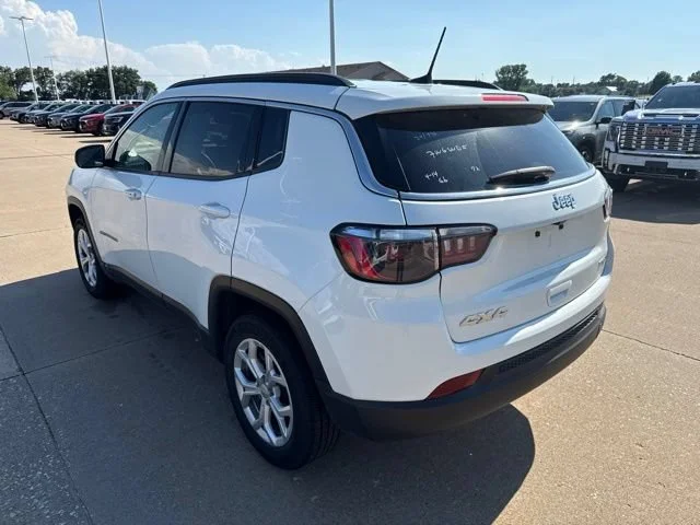 2024 Jeep Compass Latitude - Photo 5