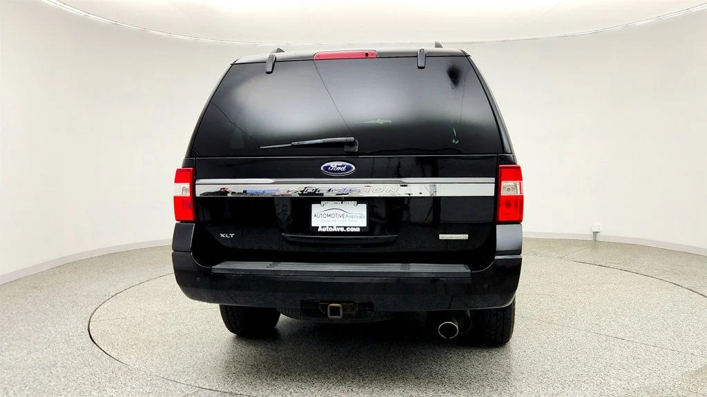 Used 2016 Shadow Black Ford 4WD 4dr XLT w/ Power Moonroof image 6