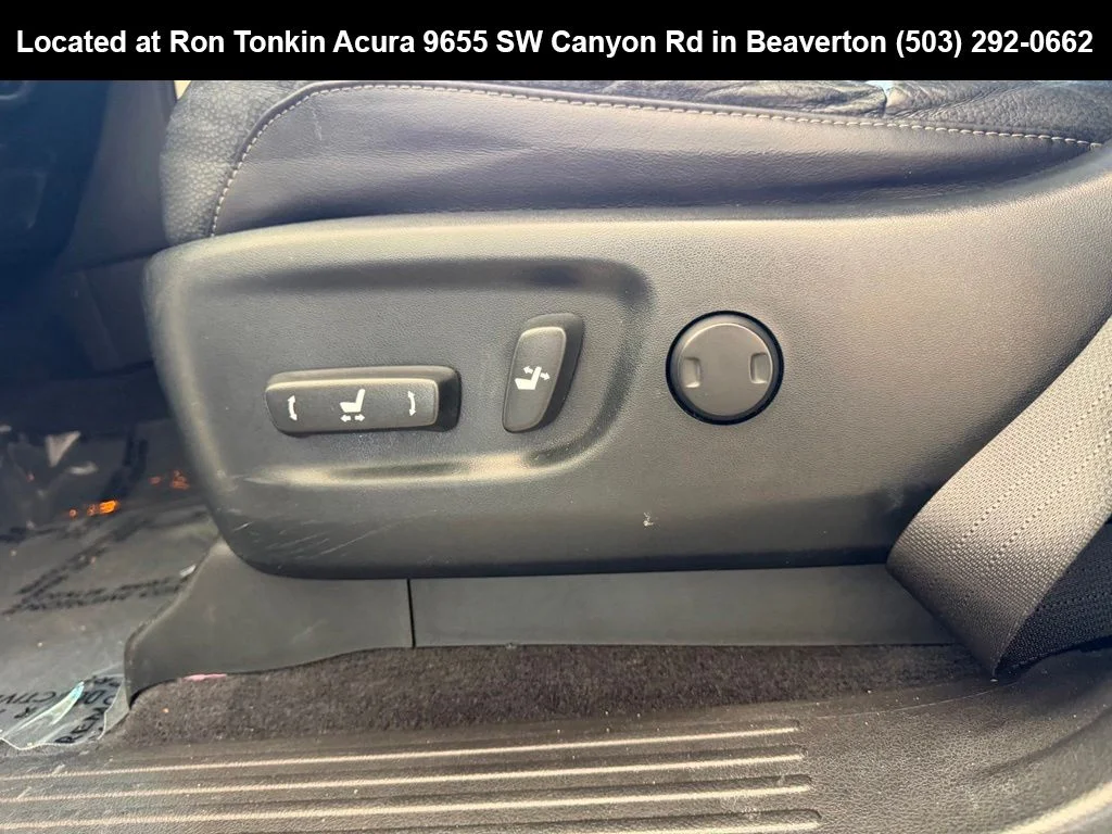 Used 2016 Silver Lining Metallic Lexus 460 image 14