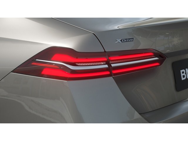 New 2027 Oxide Grey Metallic BMW  image 8