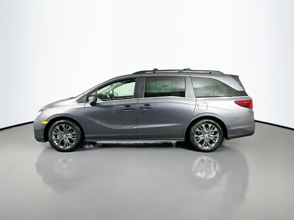 New 2026 Modern Steel Metallic Honda Touring image 4