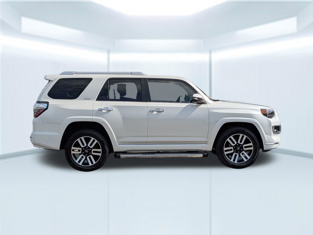 Used 2023  Toyota Limited image 7