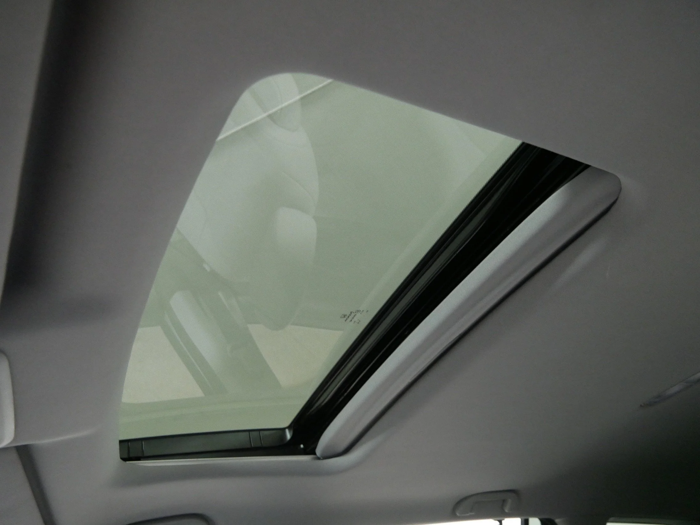 Used 2019 Lunar Silver Metallic Honda EX-L image 30