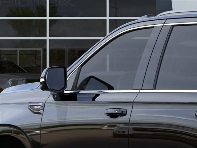 2026 GMC Yukon AT4 Ultimate - Photo 12