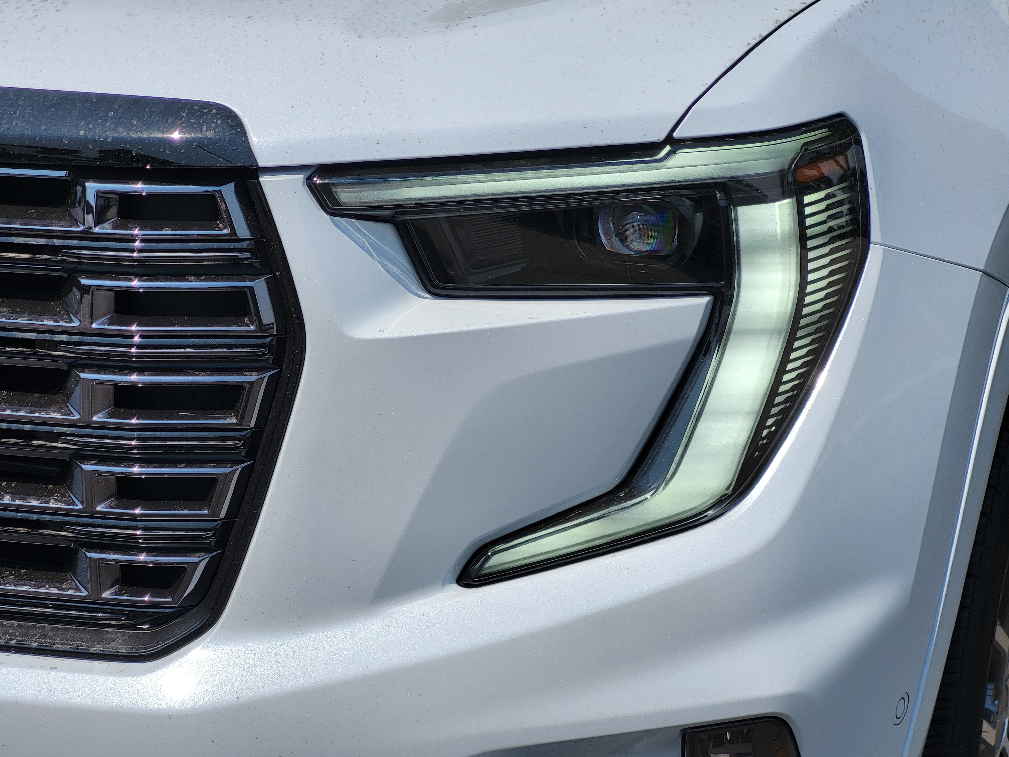 2026 GMC Acadia Denali Ultimate - Photo 8