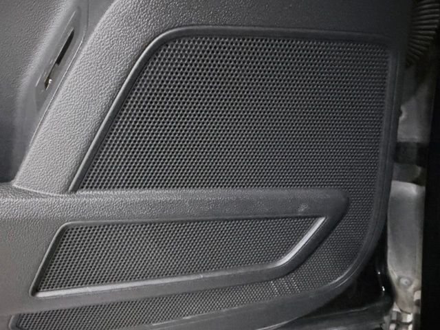 Used 2021 Black Volkswagen 3.6L V6 SEL R-Line image 29