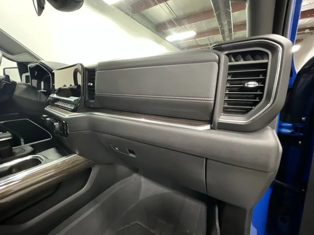 2025 Chevrolet Silverado 1500 LT - Photo 29