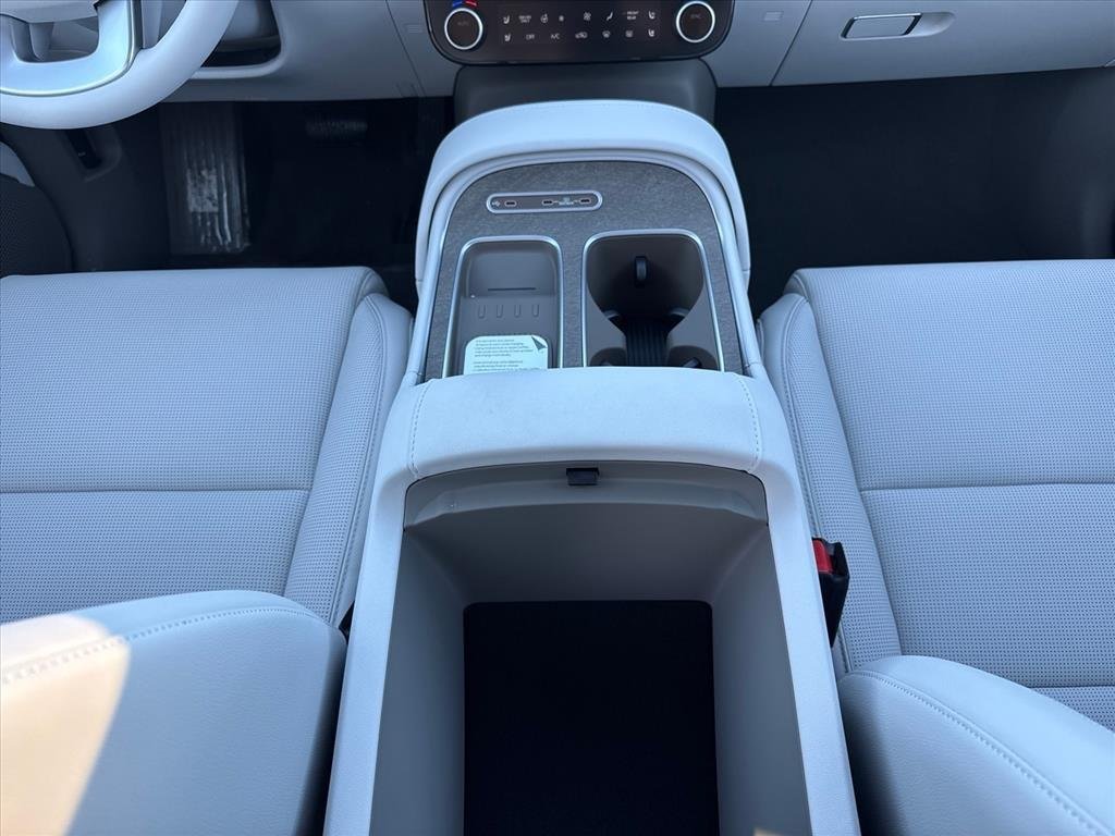 New 2026 Abyss Black Pearl Hyundai Limited image 17