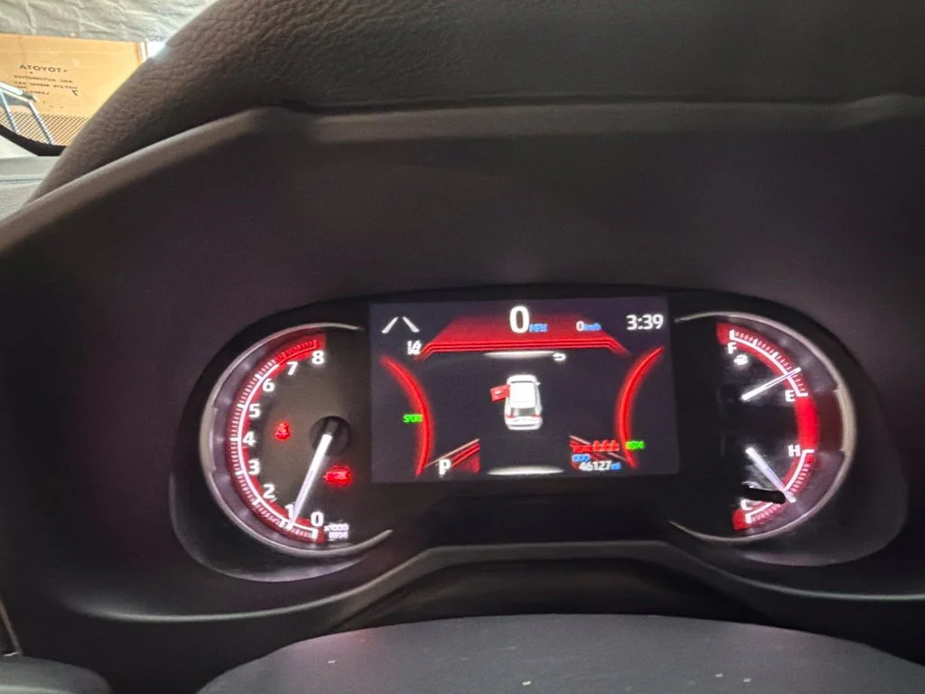 Used 2024 Magnetic Gray Metallic Toyota XLE Premium image 34