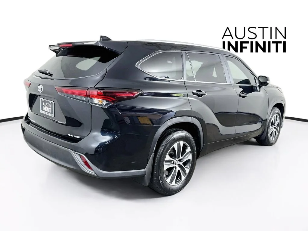 Used 2026 Black Toyota XLE image 7