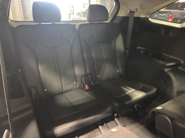 Used 2026 White Kia X-Line EX image 25
