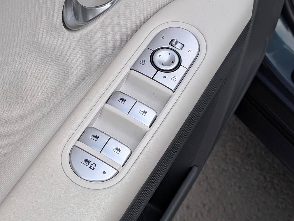 2024 Hyundai IONIQ 5 SEL - Photo 19