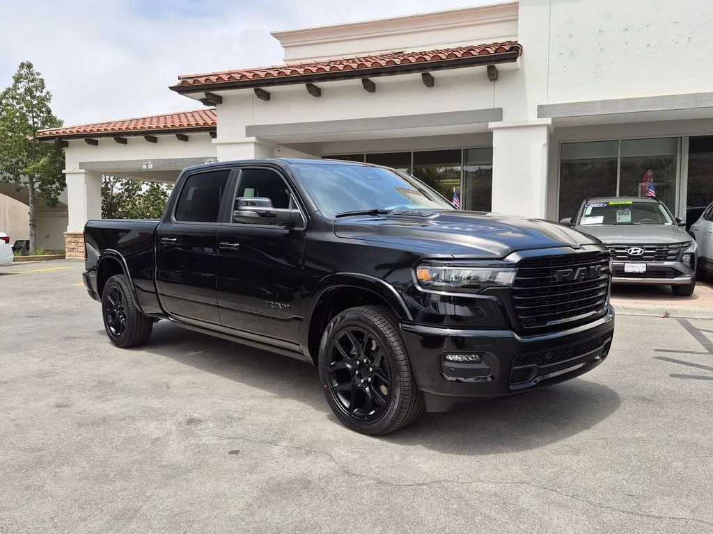 New 2026 Diamond Black Crystal Pearl-Coat Exterior Paint RAM Laramie image 3