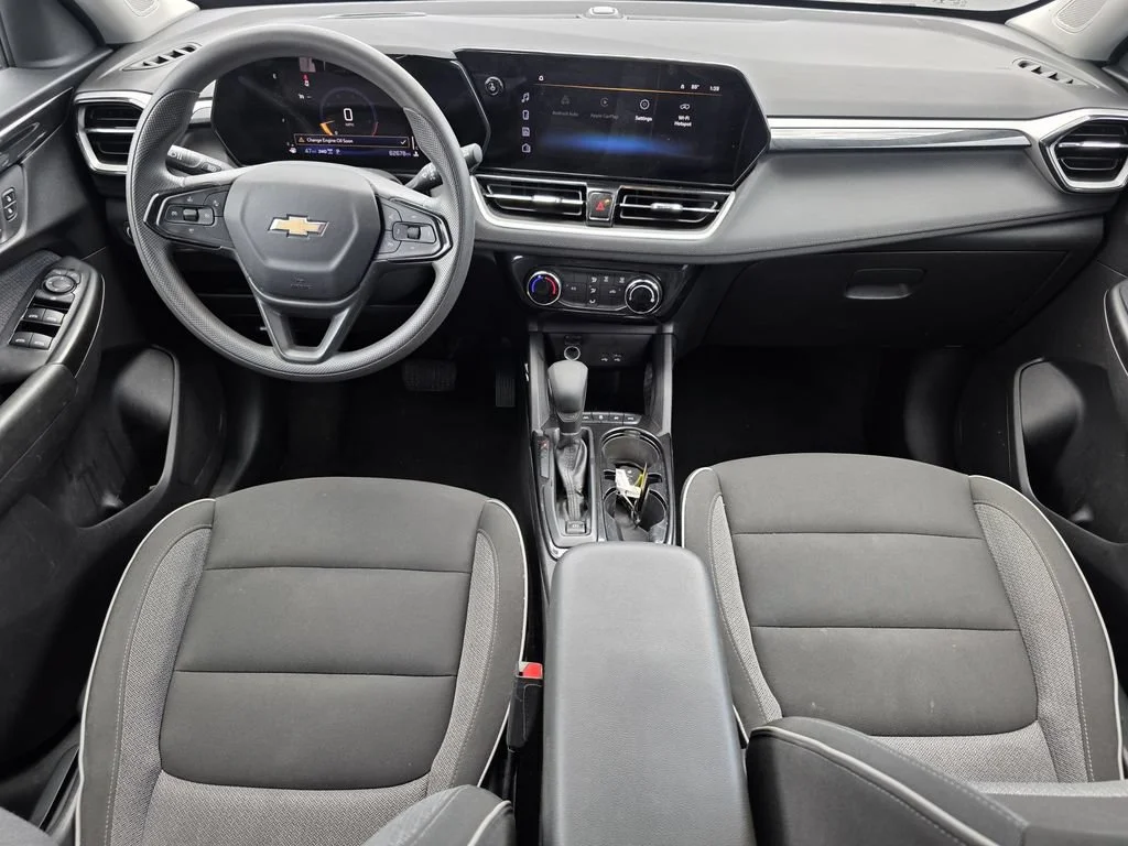 Used 2024 Sterling Gray Metallic Chevrolet LT image 15