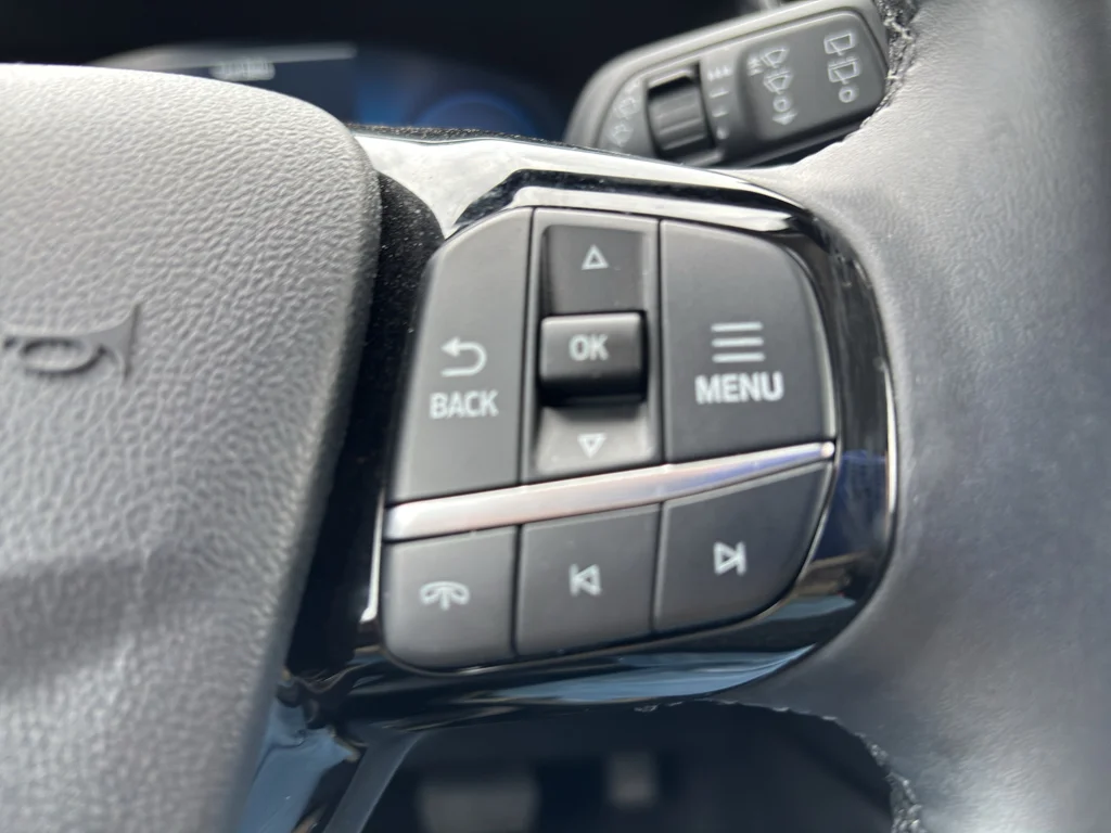 Used 2025 Vapor Blue Metallic Ford Platinum image 16