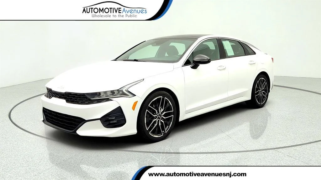 2023 Kia Optima GT FWD's photo