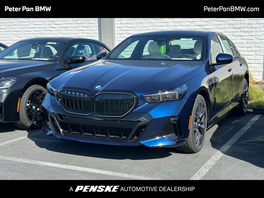 New 2027 Blue BMW 550e xDrive image 1