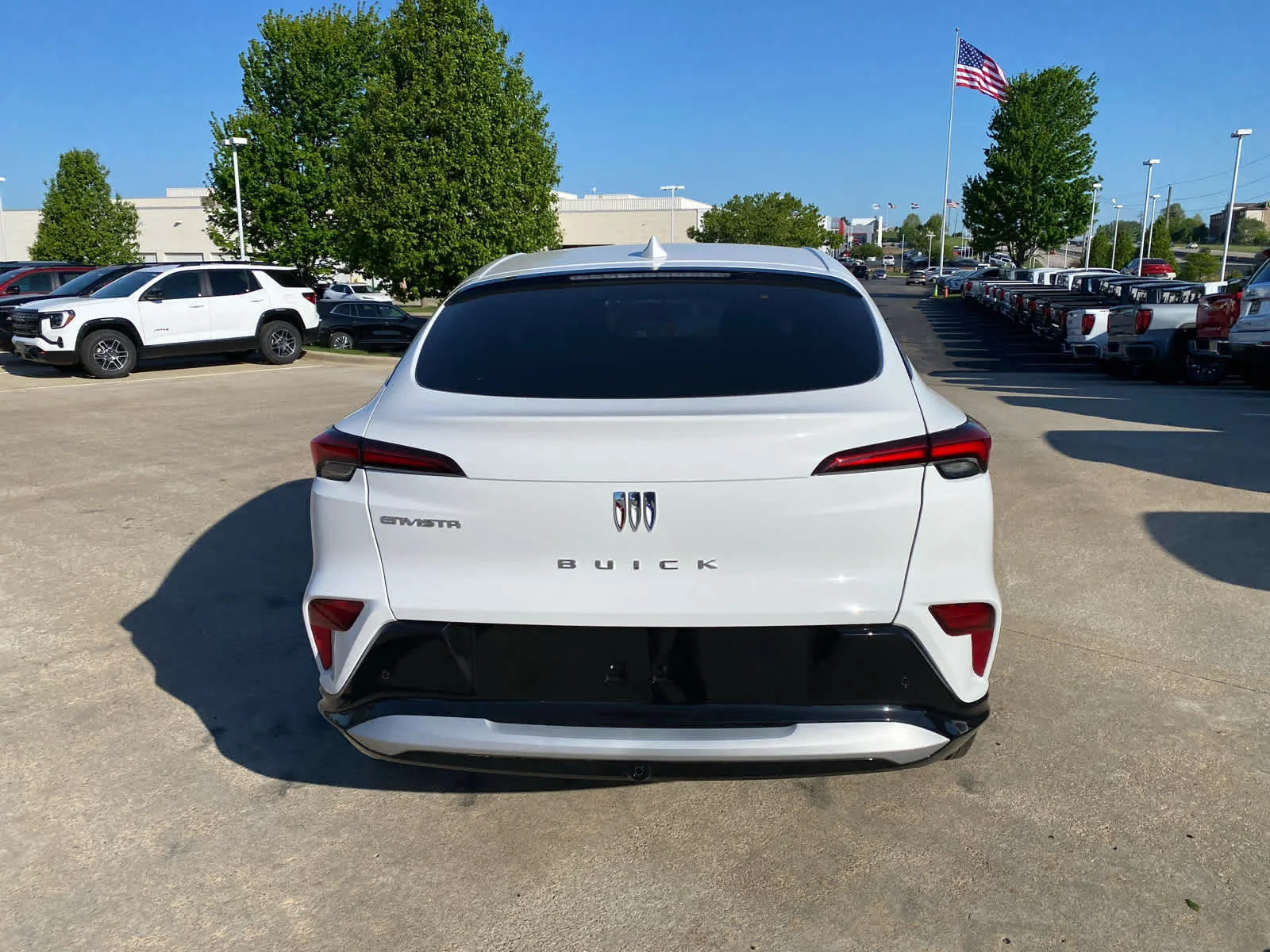New 2026 Summit White Buick Sport Touring image 7