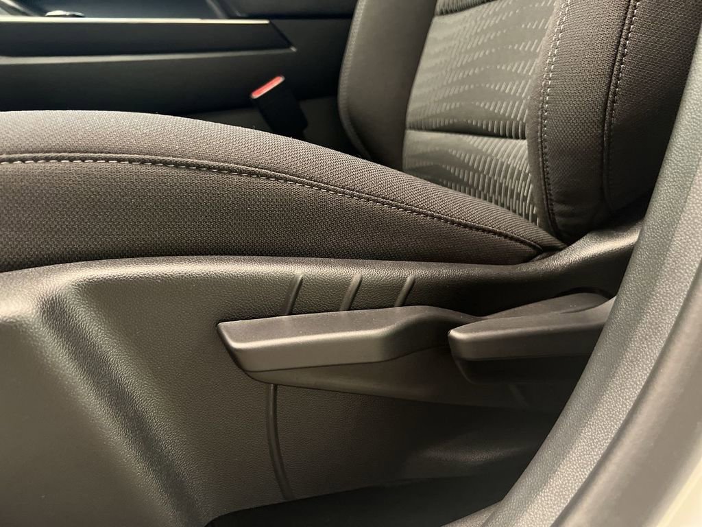 2026 Chevrolet Equinox LT - Photo 12
