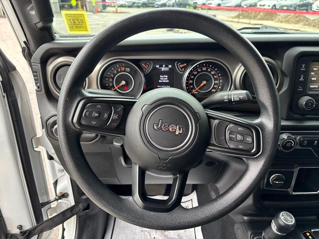 Used 2020 White Jeep Sport image 16