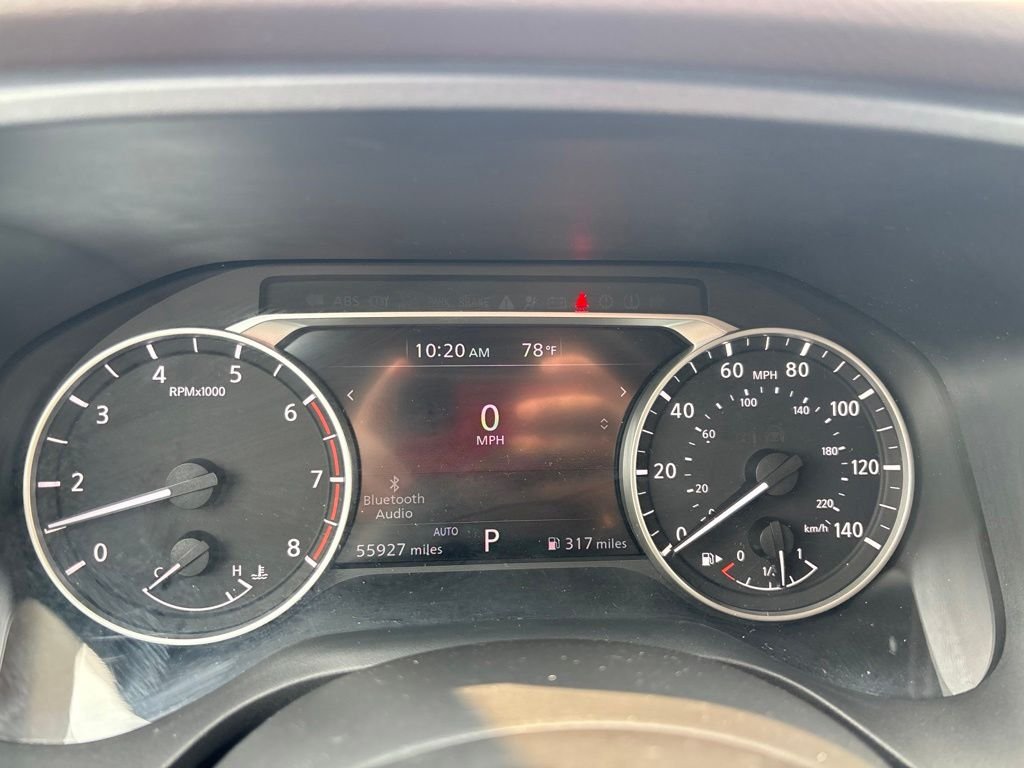 Used 2021 Gray Nissan S image 22