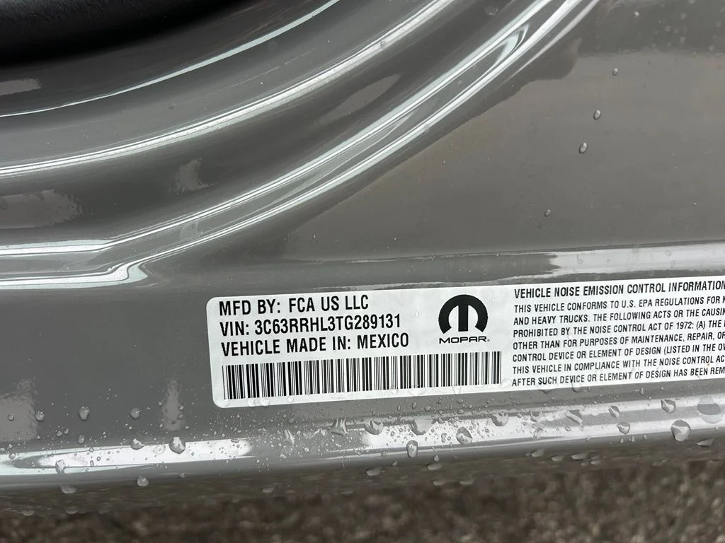 New 2026 Ceramic Gray Clear-Coat Exterior Paint RAM Big Horn image 12