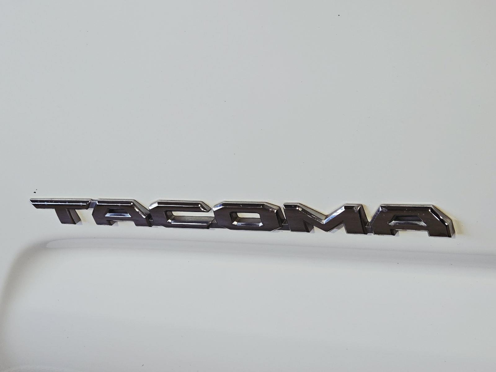 Used 2019 Super White Toyota TRD Off Road image 10