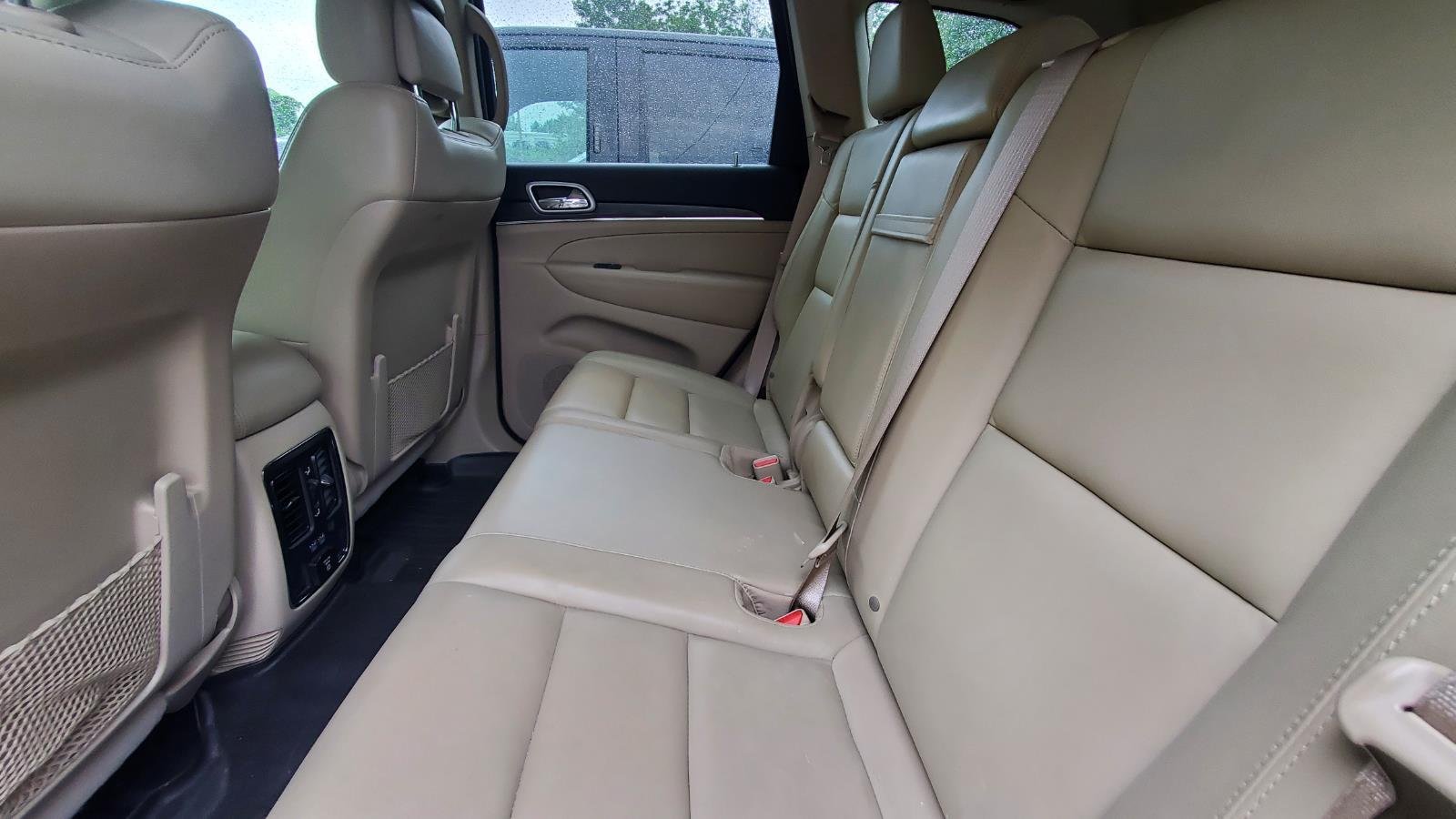 Used 2020 Bright White Clearcoat Jeep Limited image 5