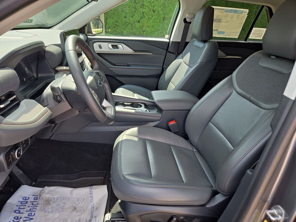2026 Ford Explorer Active - Photo 10