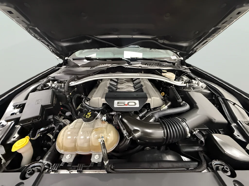 Used 2017 Gray Ford GT Premium image 23