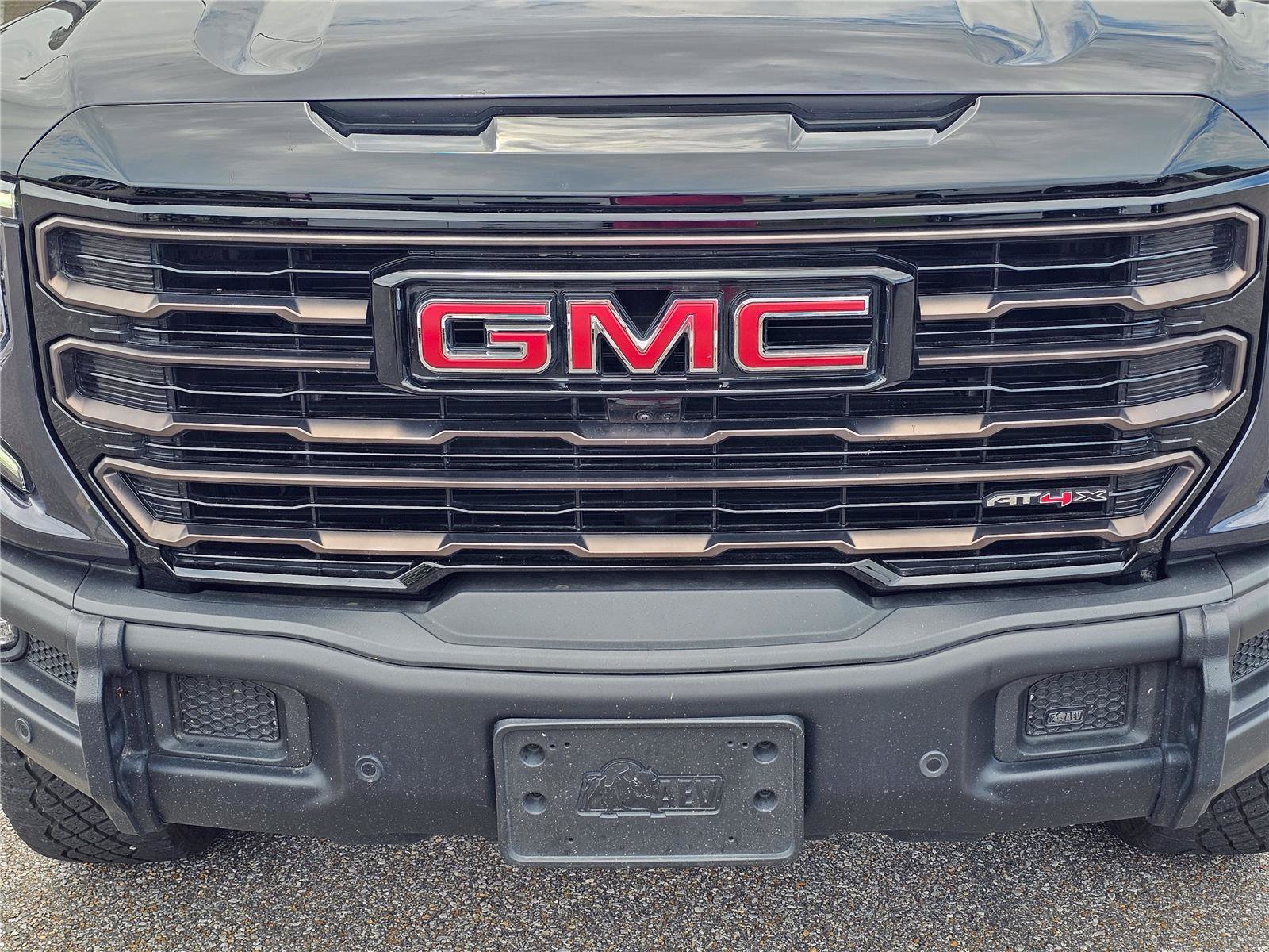2024 GMC Sierra 1500 AT4X - Photo 3