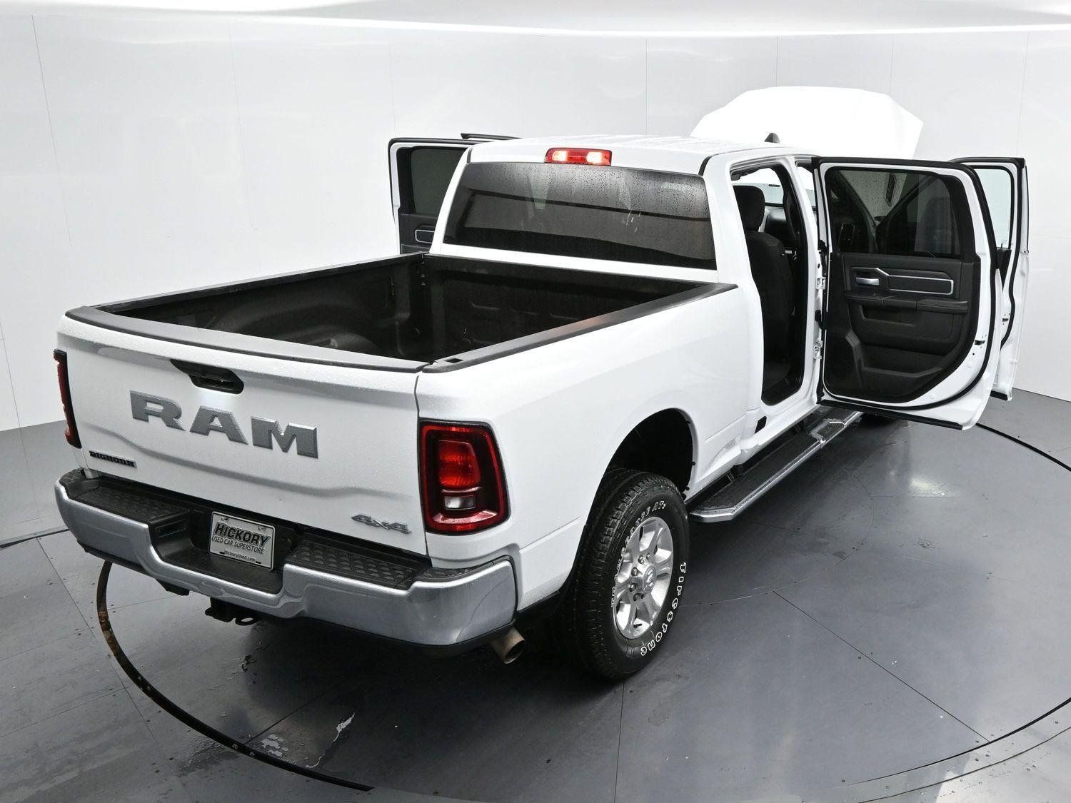 Used 2025 White Ram Big Horn image 40