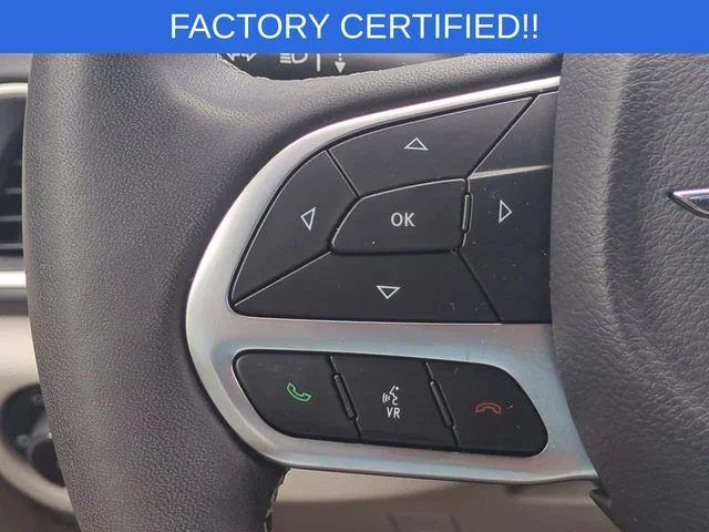 Used 2024 Silver Chrysler Touring L image 19