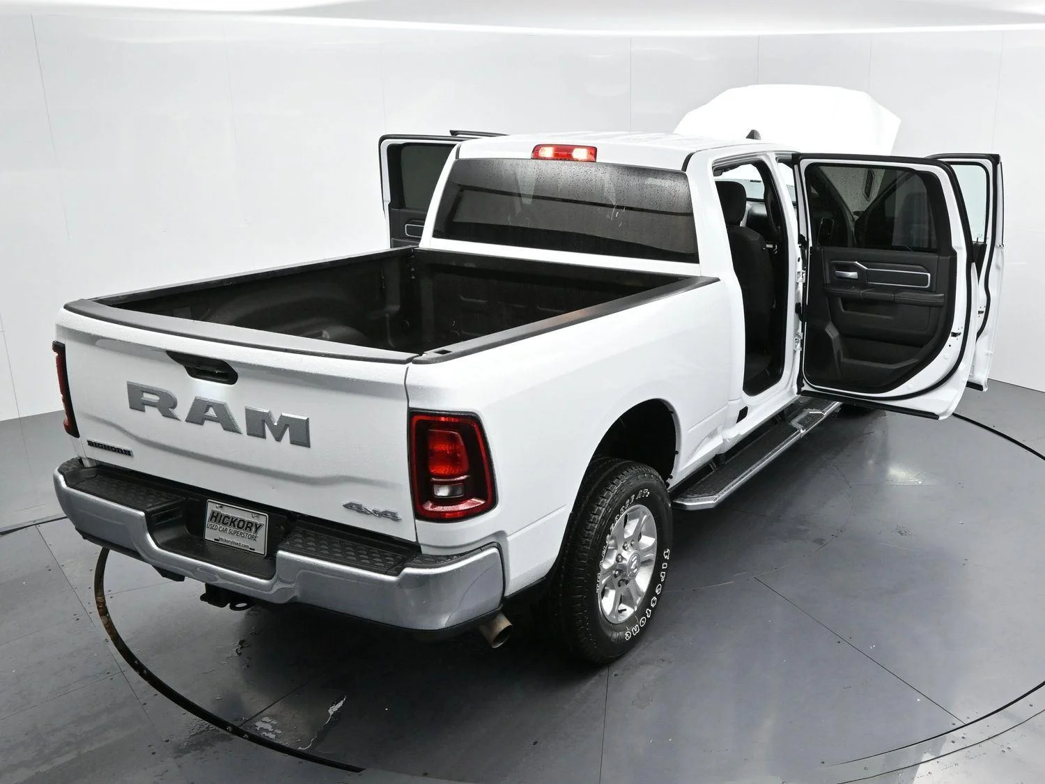 Used 2025 Bright White Clearcoat Ram Big Horn image 40