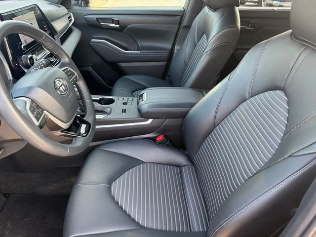 Used 2023 Magnetic Gray Metallic Toyota XSE image 11