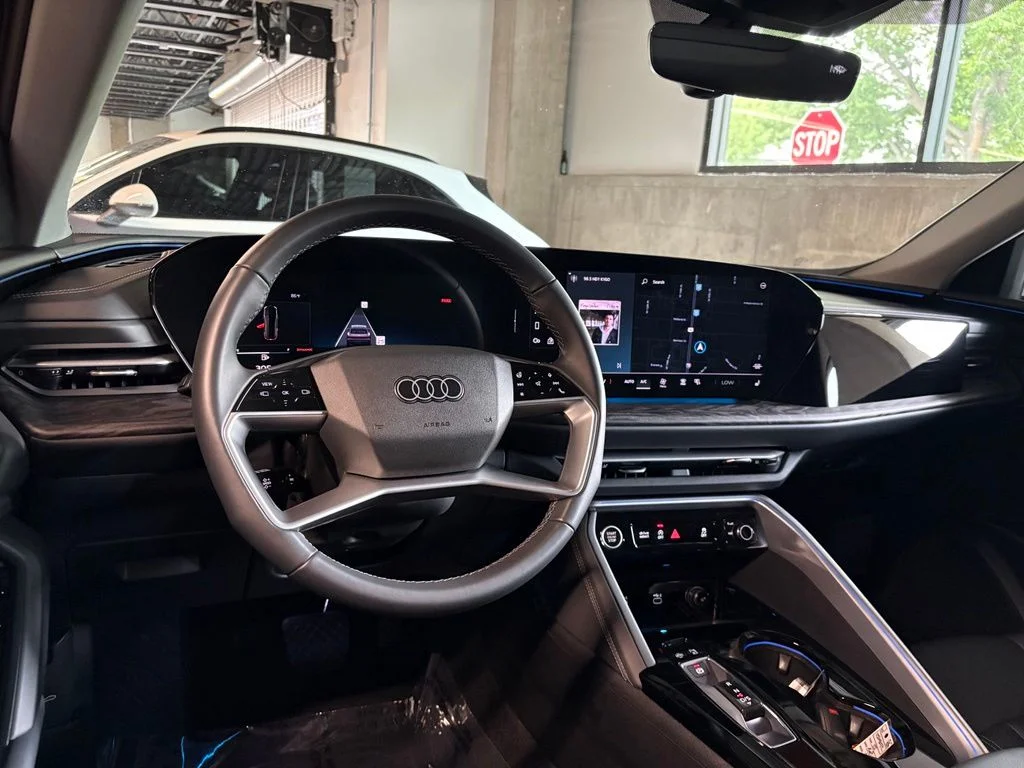 2025 Audi Q5 Premium - Photo 14