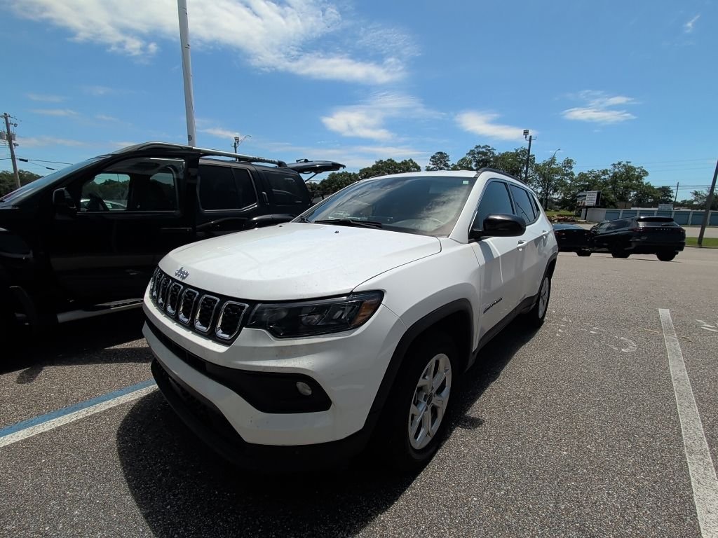 2025 Jeep Compass Latitude 4X4's photo