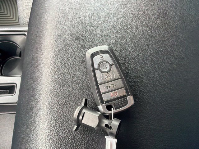 Used 2022 White Ford XL image 60