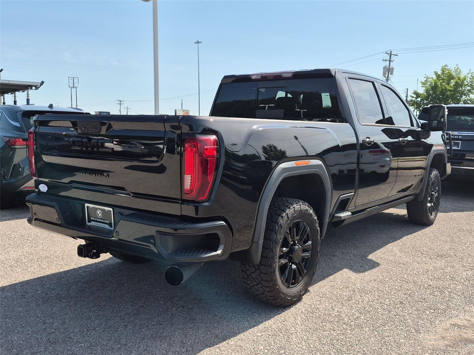 Used 2021 Ebony Twilight Metallic GMC Denali image 5
