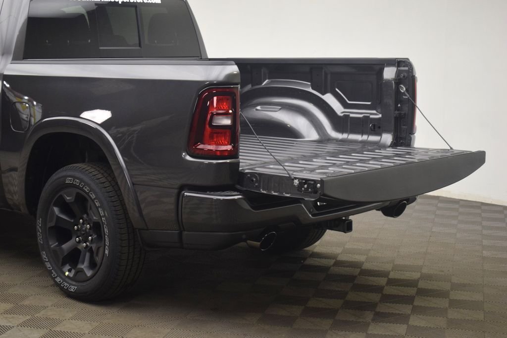New 2026 Granite Crystal Metallic Clear-Coat Exterior Paint RAM Big Horn/Lone Star image 11