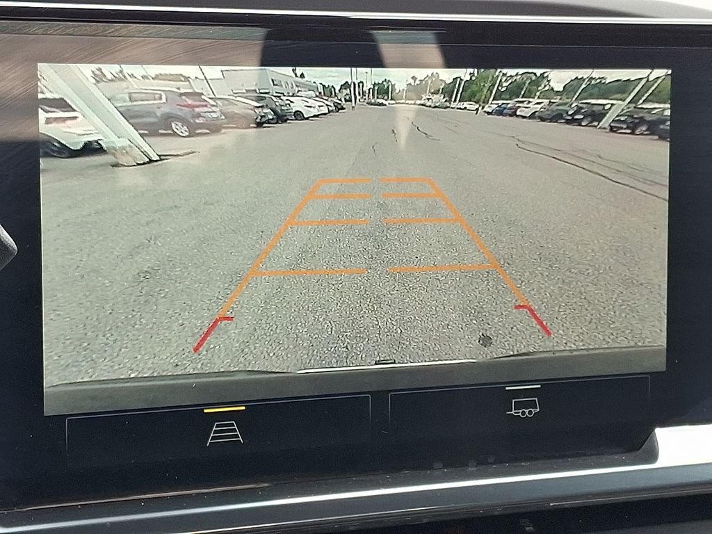 Used 2022 Gray Chevrolet LT image 18