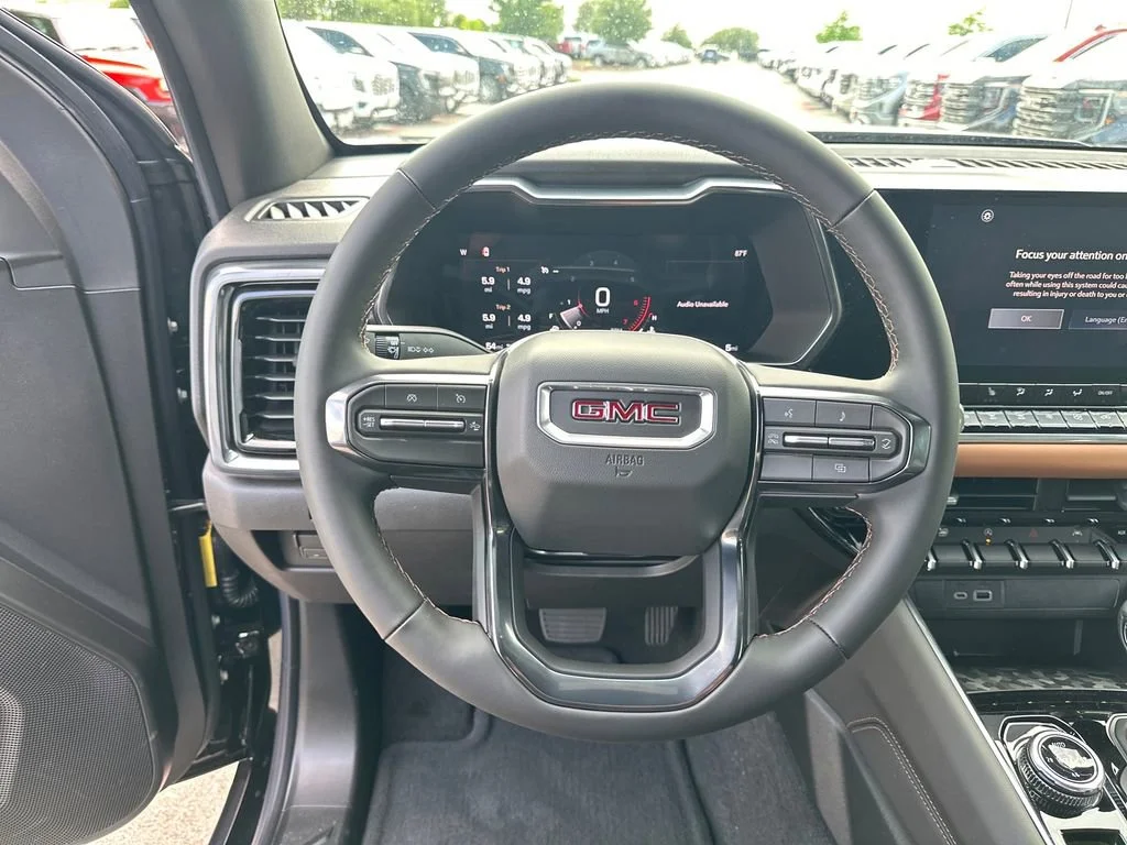 2026 GMC Canyon AT4 - Photo 16
