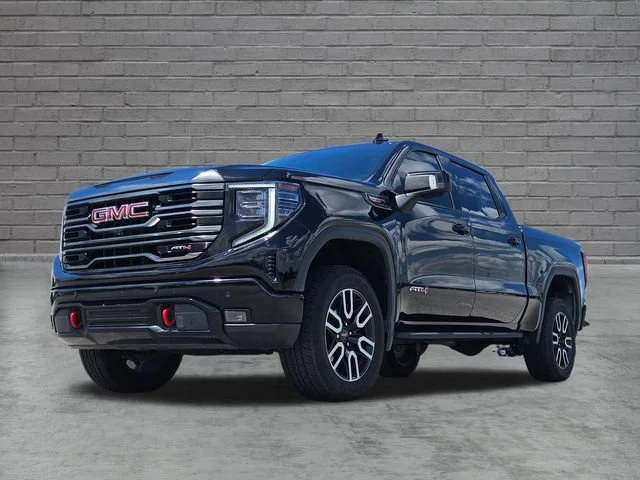 Used 2024 Onyx Black GMC AT4 image 1