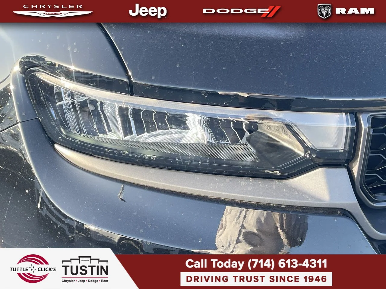 New 2027 High-Gloss Black Paint Jeep Limited image 13