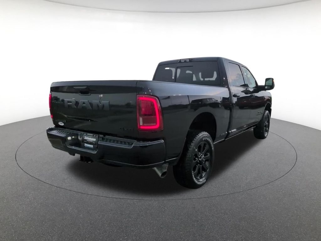 New 2026 Diamond Black Crystal Pearl-Coat Exterior Paint RAM Laramie image 5