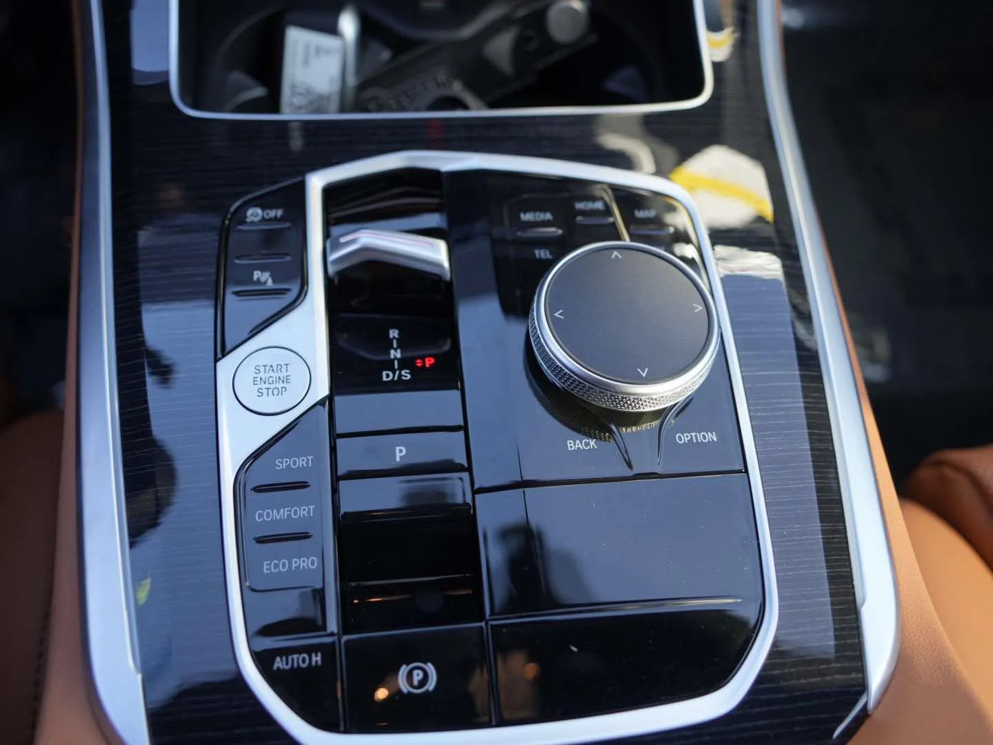 New 2026 Brooklyn Grey Metallic BMW sDrive40i image 20