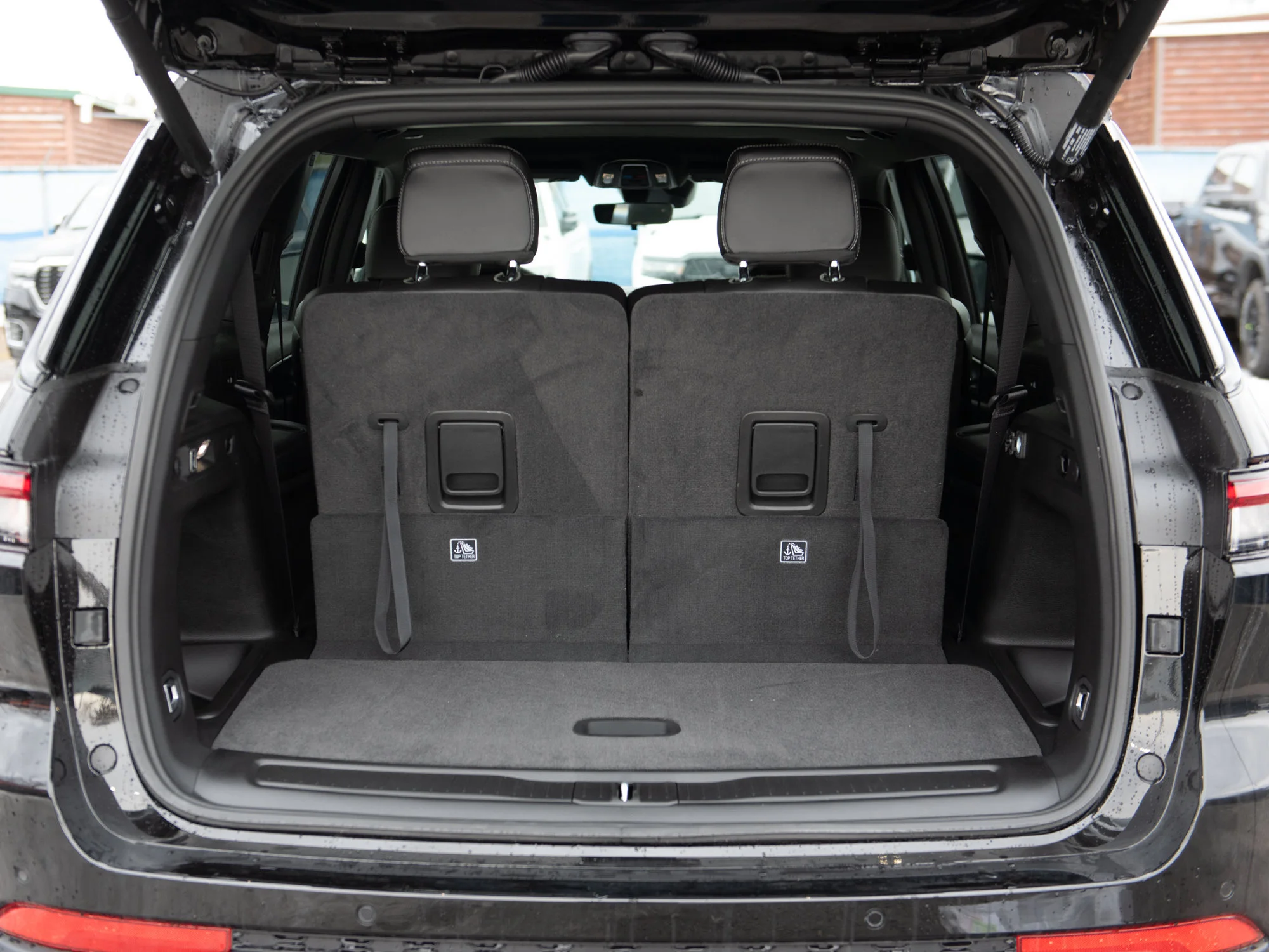 New 2025 Black Jeep Altitude* 4x4, Trailer Tow, Sunroof, Heated Leather image 21